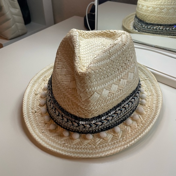 Express Accessories - Express straw vacation fedora